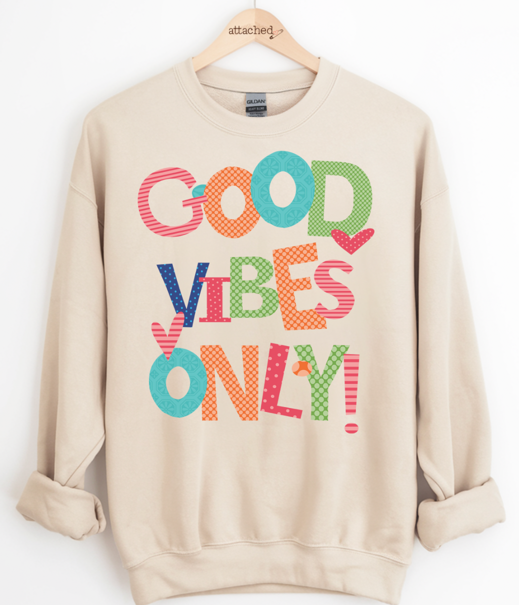 Good Vibes Only Graphic Top