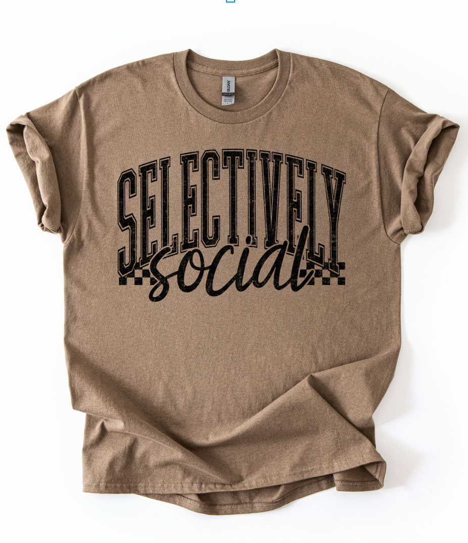 Selectively Social Graphic Top
